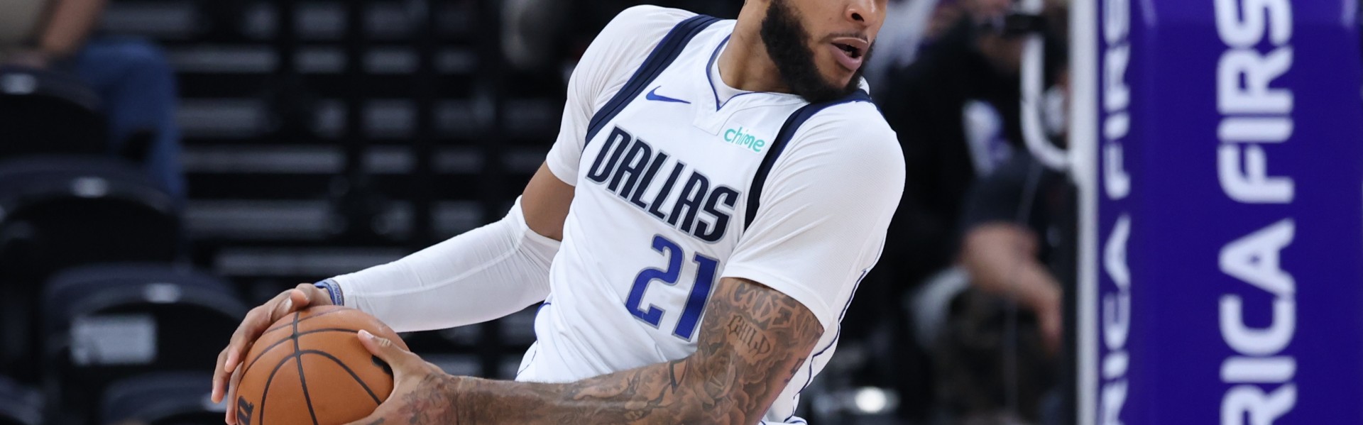 德甲买球-美记：各队逐渐放弃追求浓眉 他的队友加福德成了最具吸引力内线