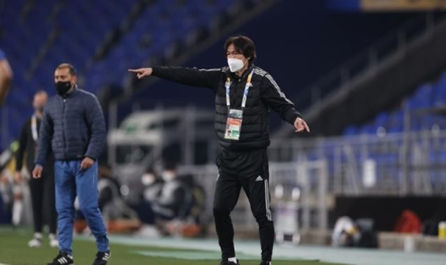 高赔率投注-新冠袭蔚山17人出战亚冠晋级 洪明甫又当爹又当妈