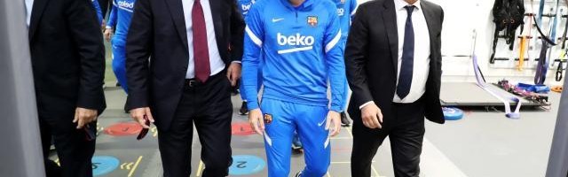 足球投注-哈维“三把火”落实到位 皇马名宿维护巴萨新军规